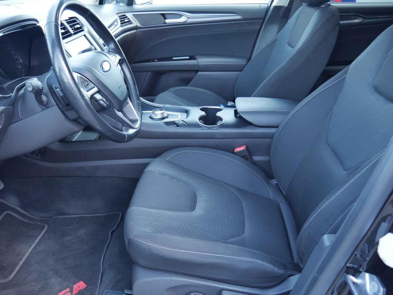 2019 Ford MONDEO - 9