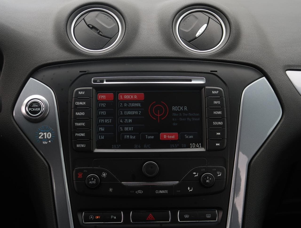 2012 Ford MONDEO - 18