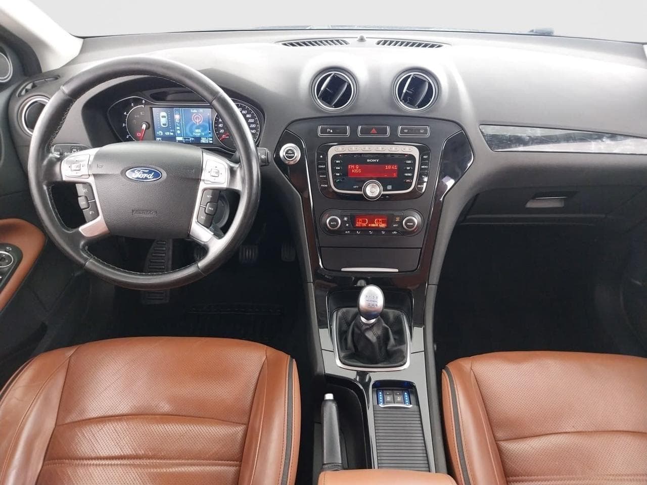 2011 Ford MONDEO - 10