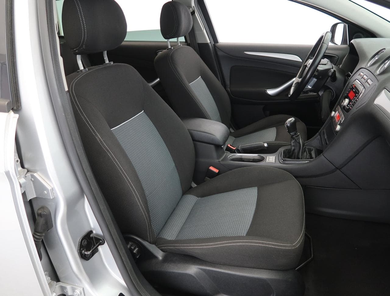 2009 Ford MONDEO - 12