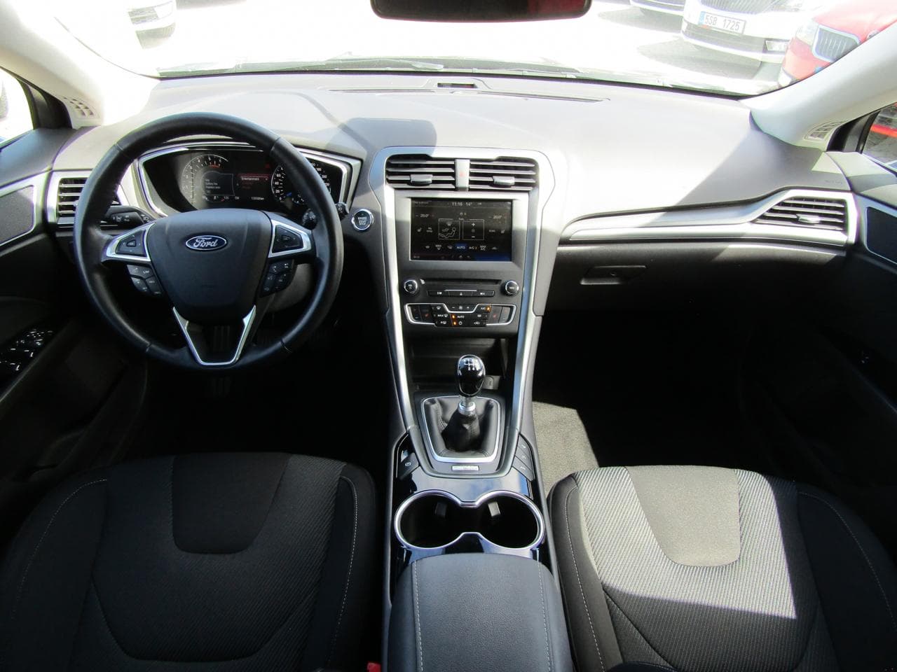 2015 Ford MONDEO - 8