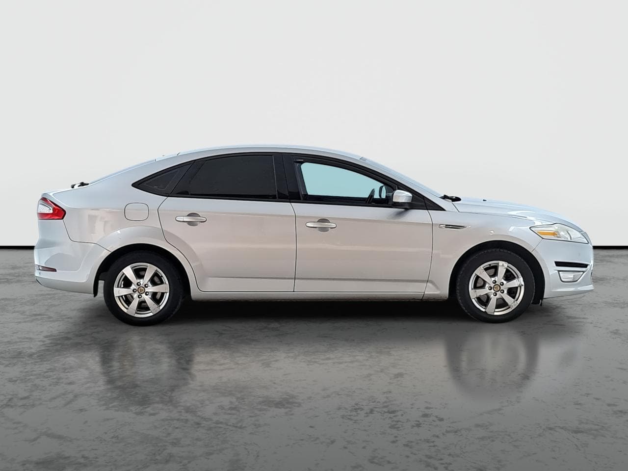 2010 Ford MONDEO - 8