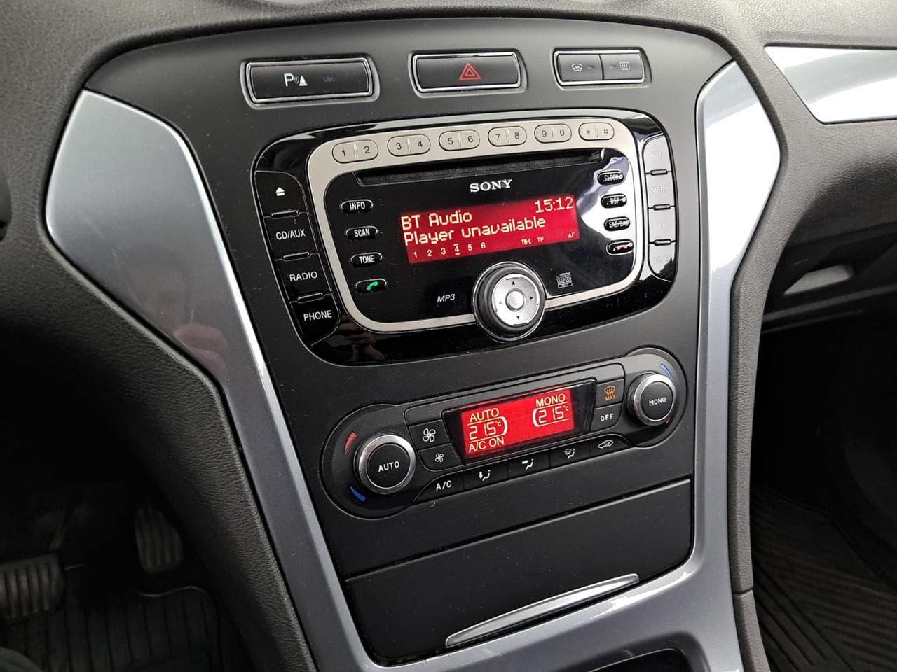 2010 Ford MONDEO - 18