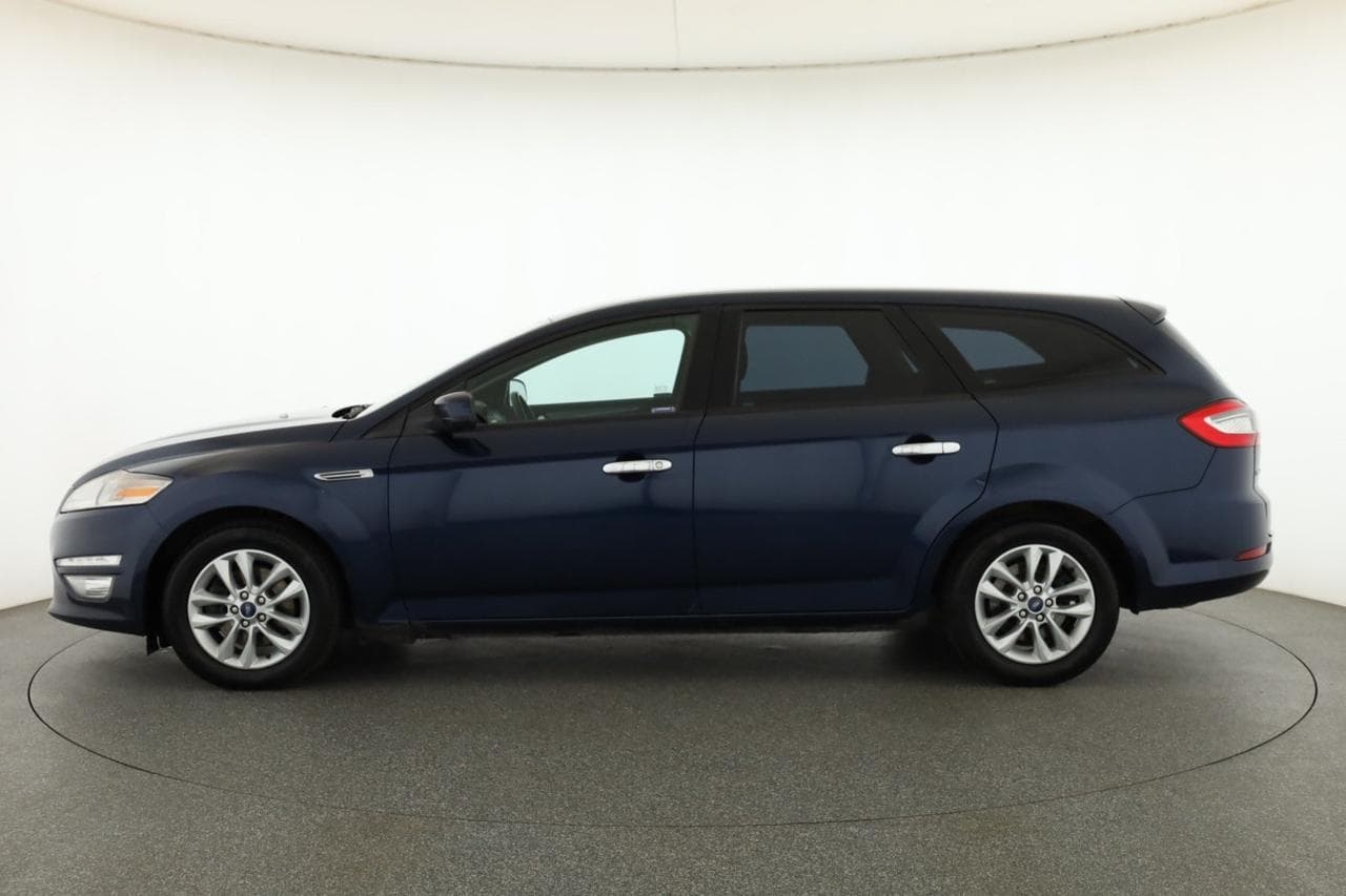 2011 Ford MONDEO - 4