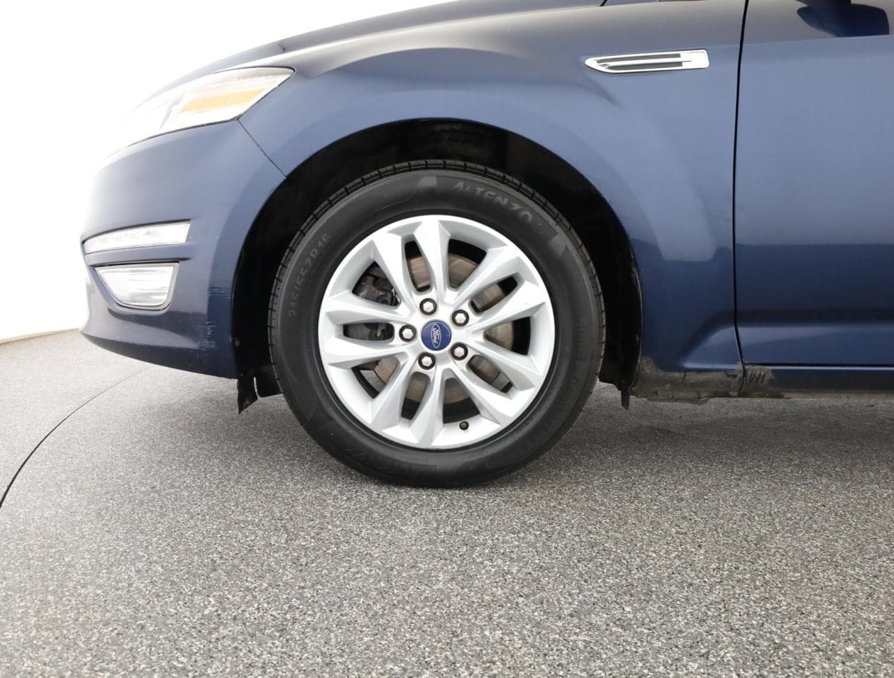 2011 Ford MONDEO - 20
