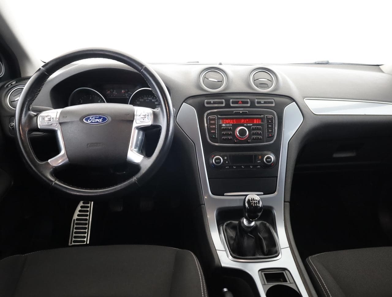 2011 Ford MONDEO - 9