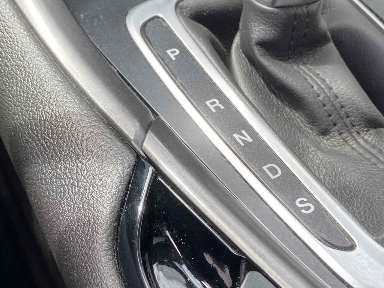 2015 Ford MONDEO - 17