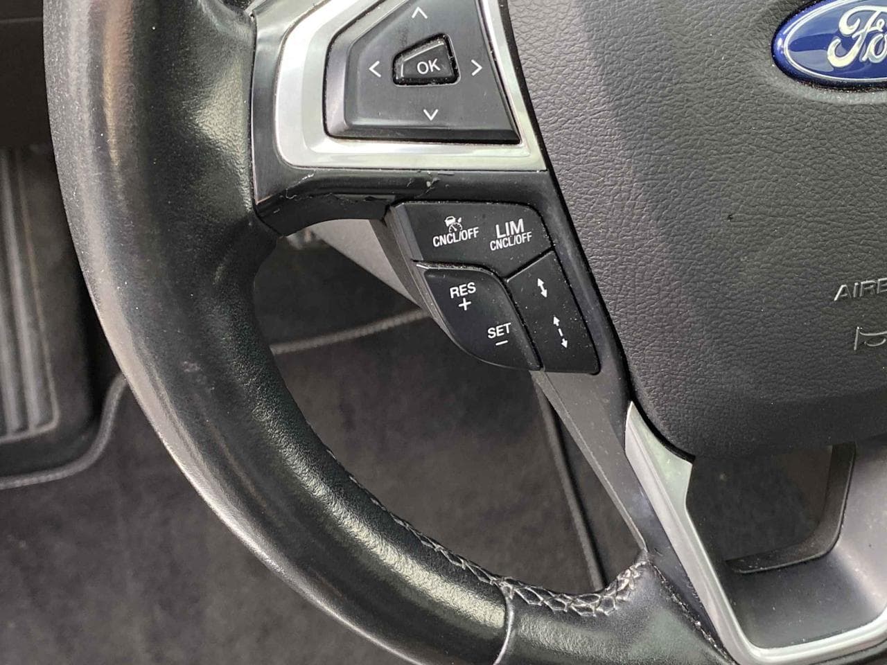 2015 Ford MONDEO - 16