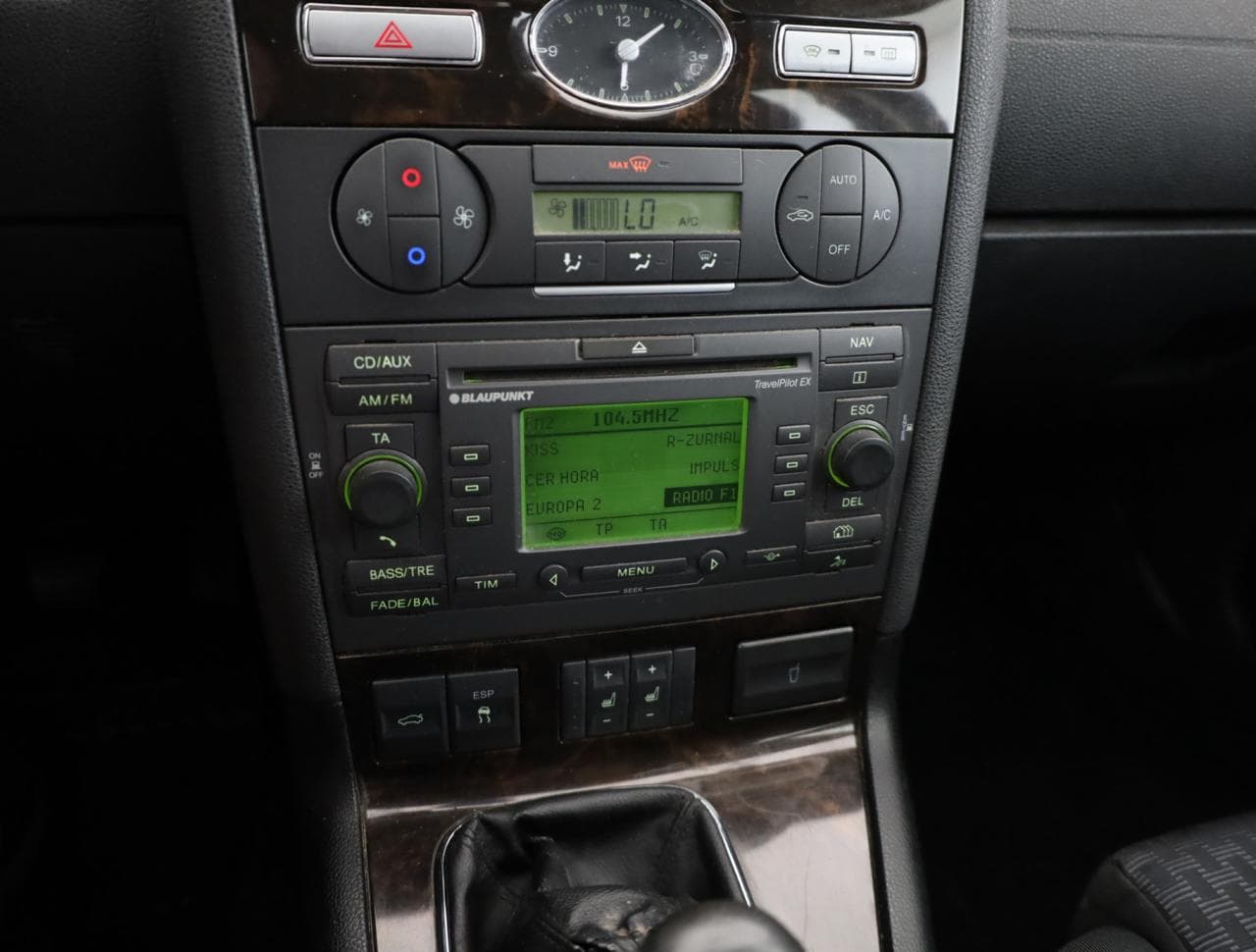 2005 Ford MONDEO - 15