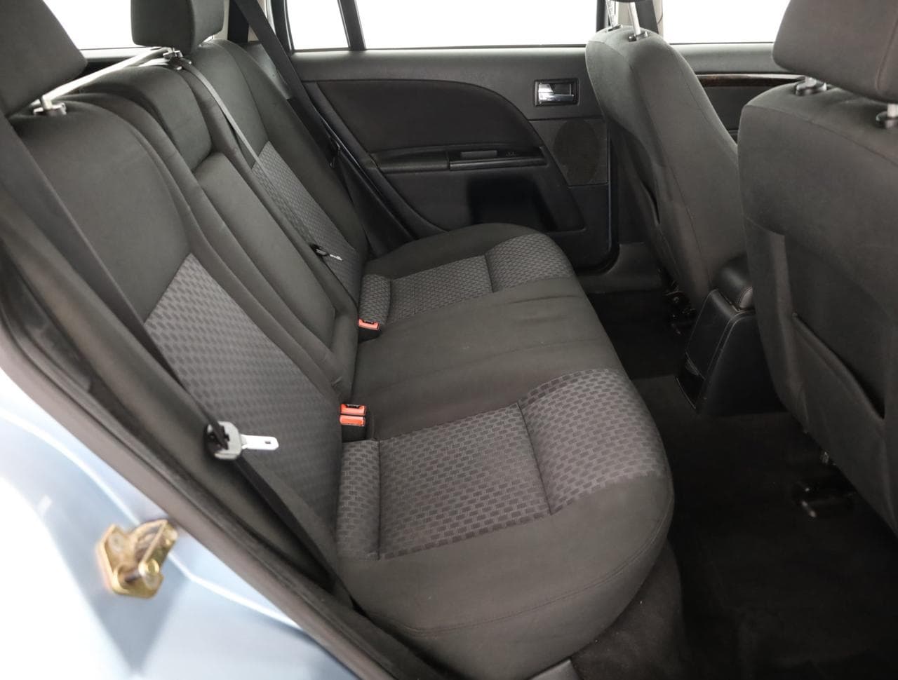 2005 Ford MONDEO - 11