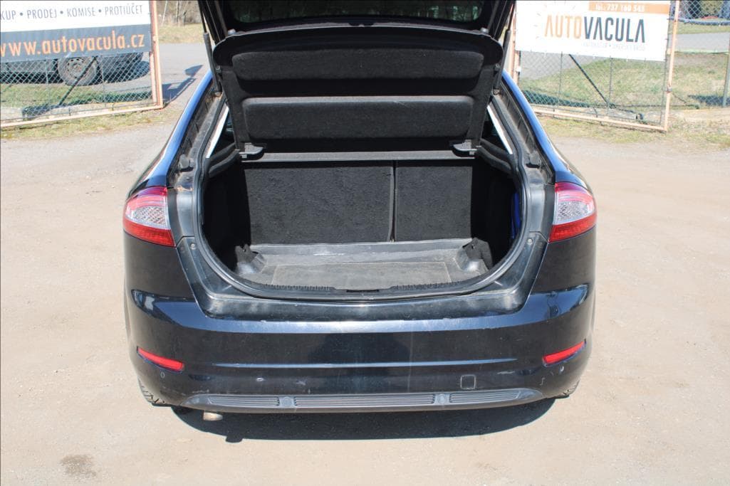 2012 Ford Mondeo - 13