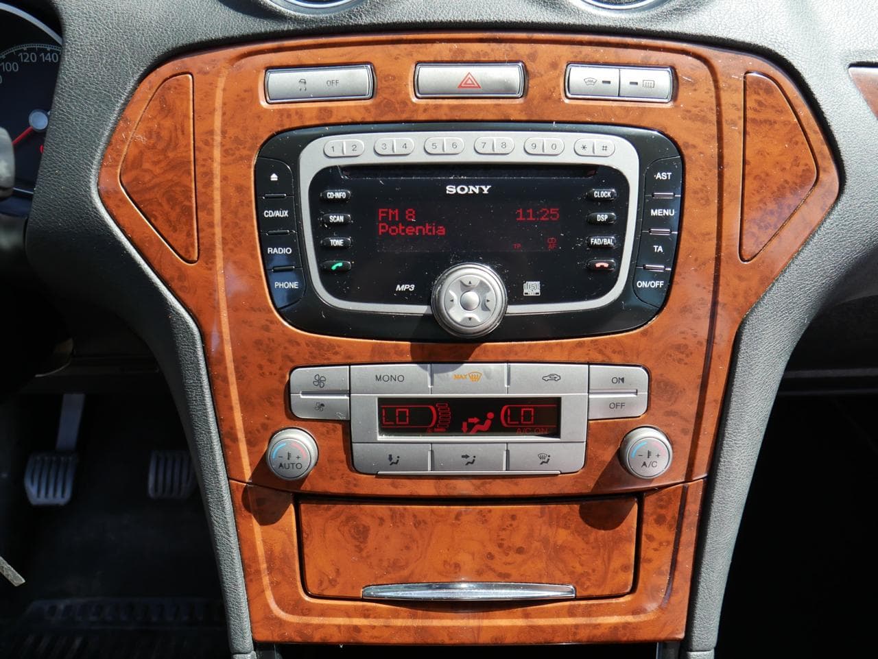2007 Ford MONDEO - 25