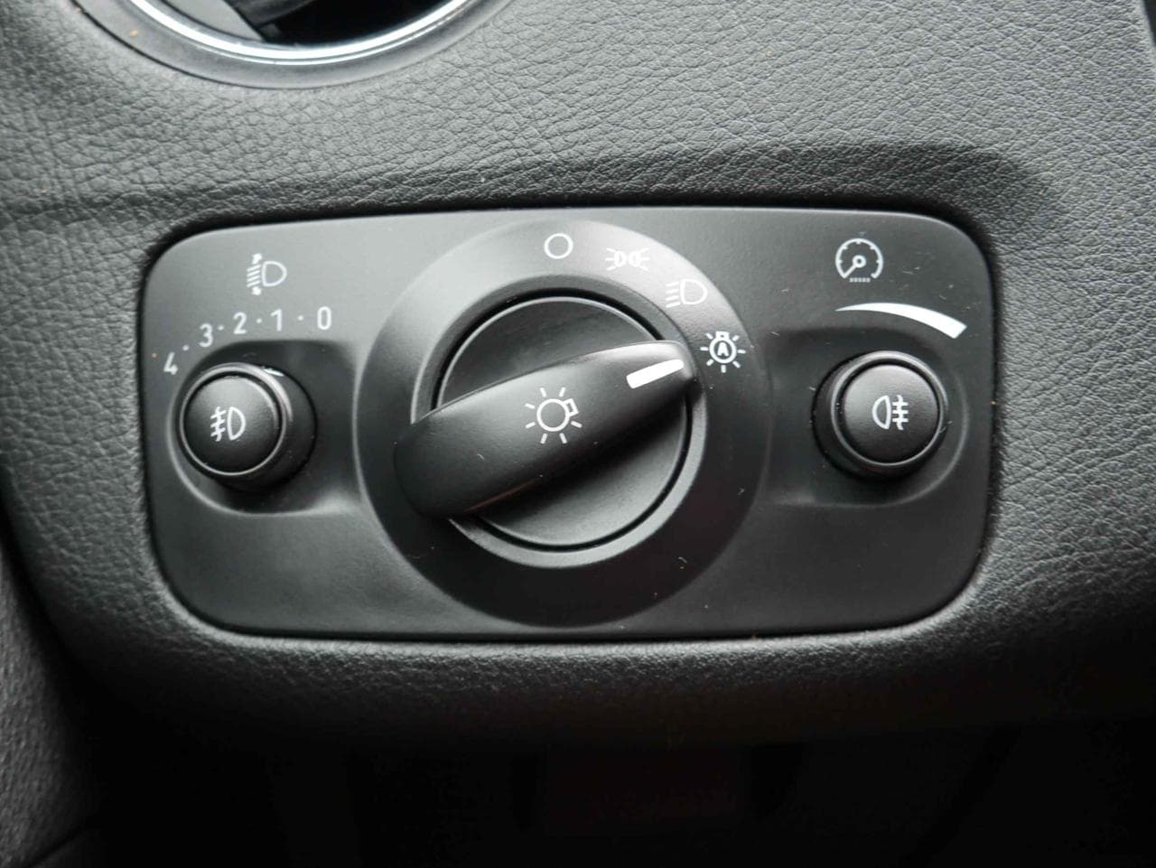 2007 Ford MONDEO - 27