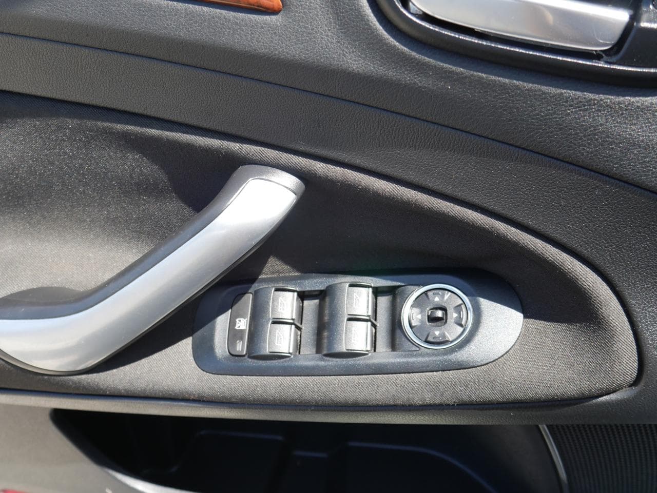 2007 Ford MONDEO - 14