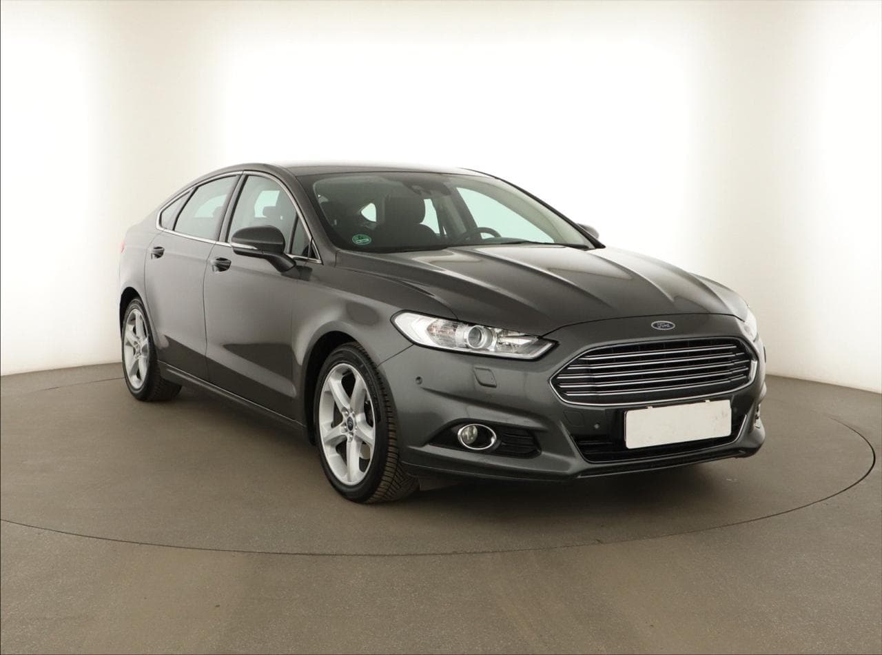 Ford Mondeo 2.0 EcoBoost 176kW sedan
