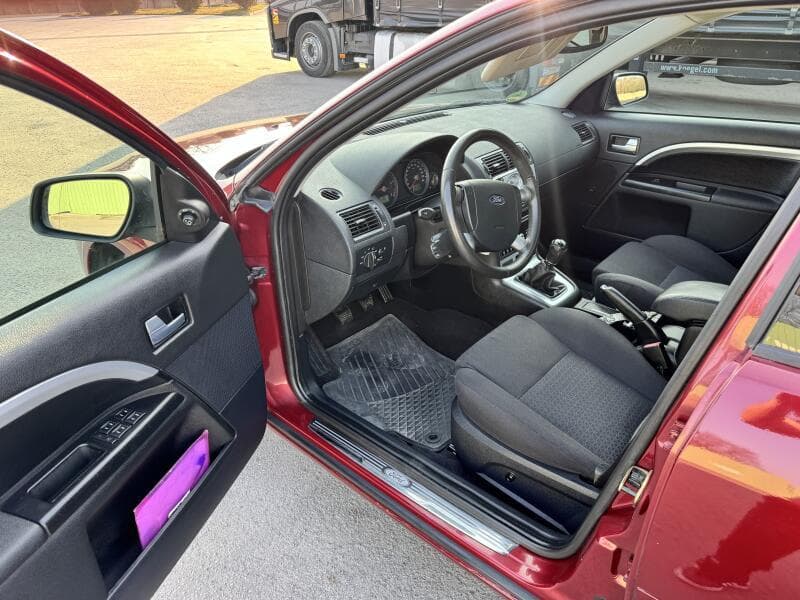 2004 Ford Mondeo - 9