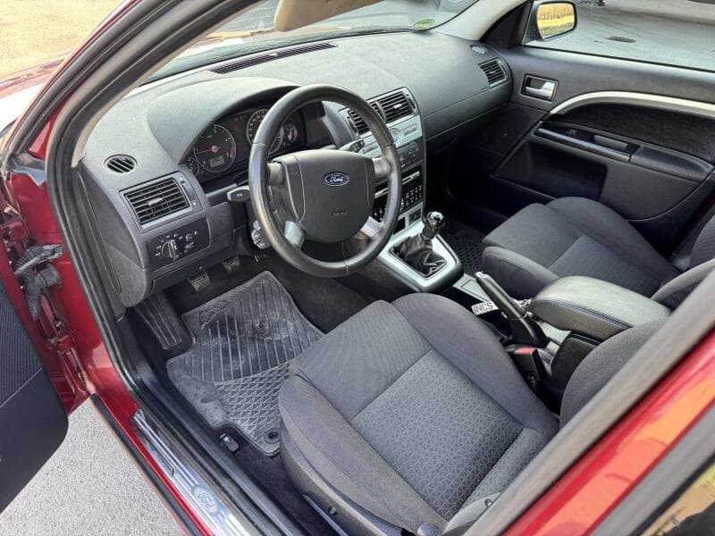 2004 Ford Mondeo - 8