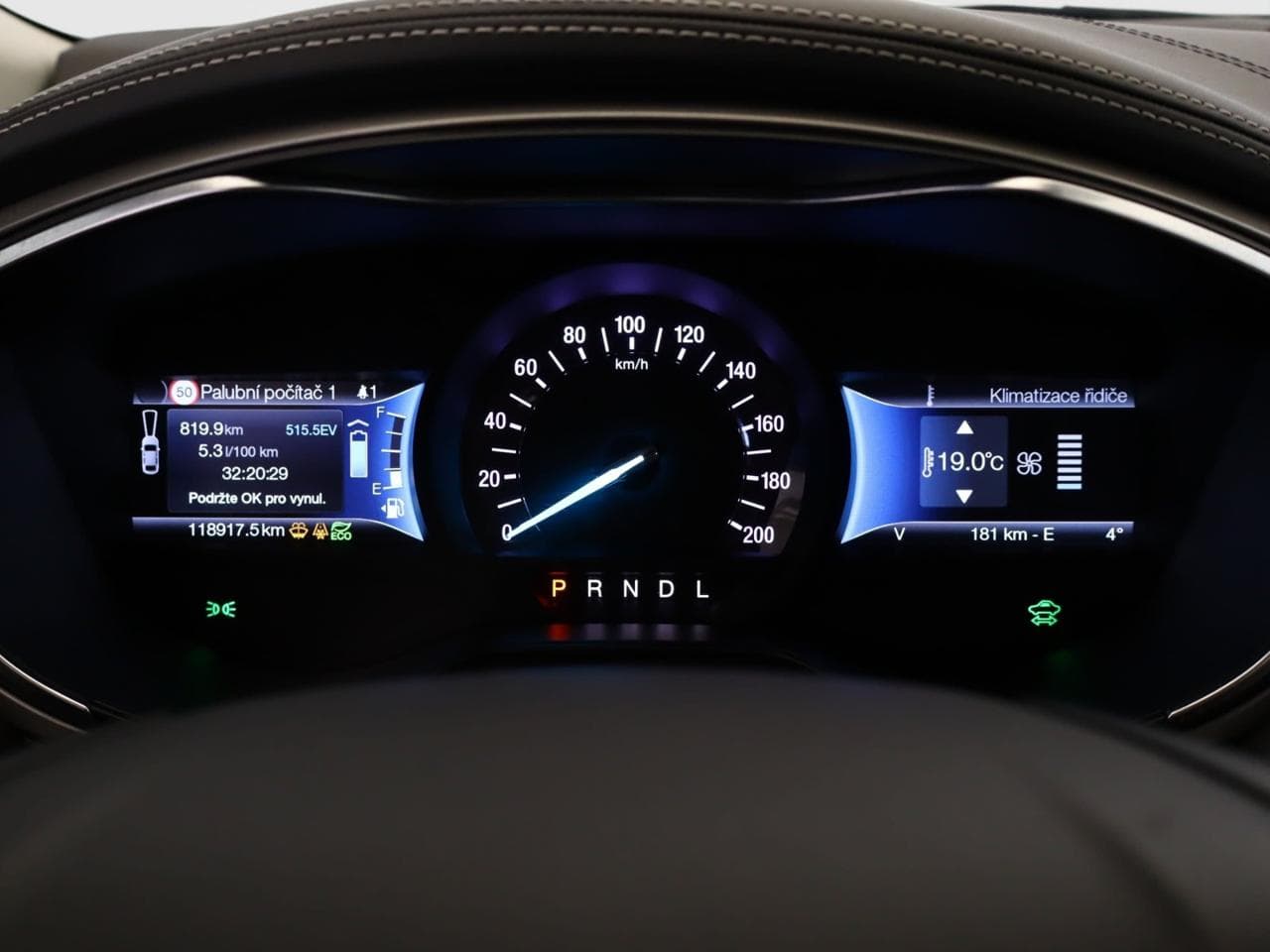 2018 Ford MONDEO - 15