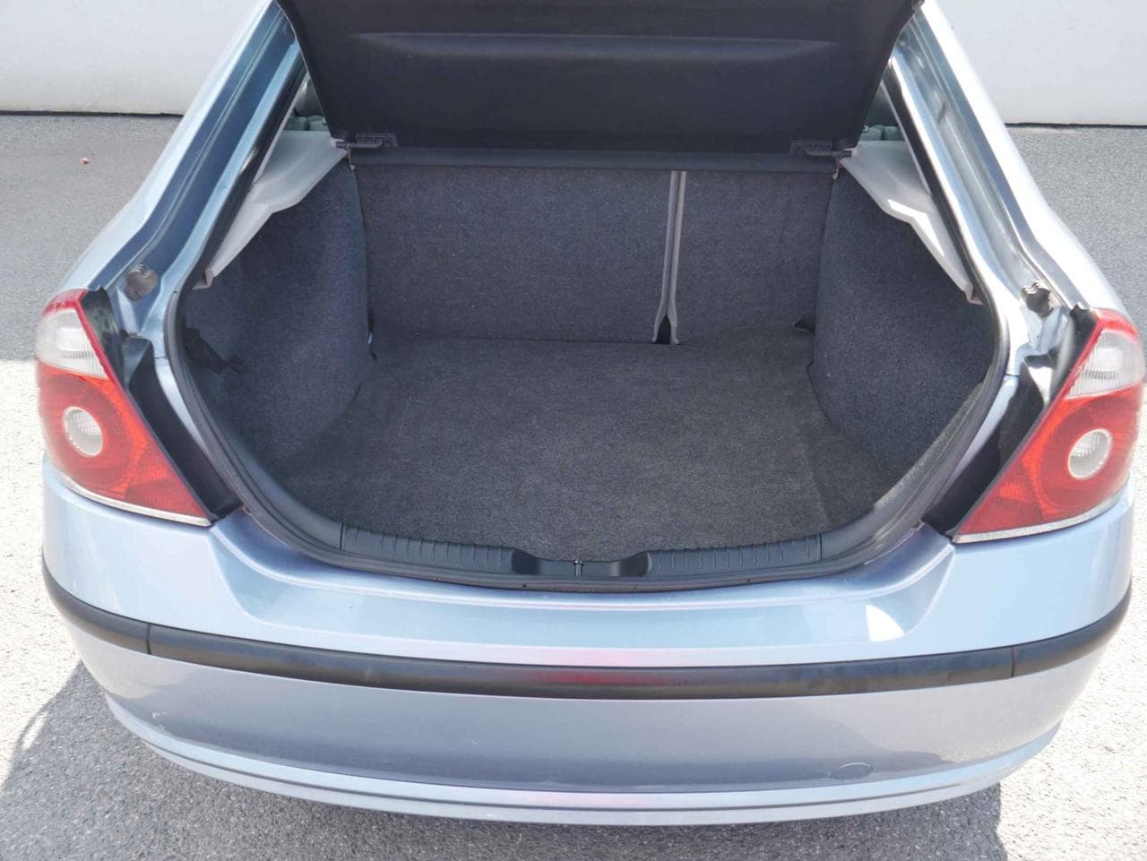 2005 Ford MONDEO - 11
