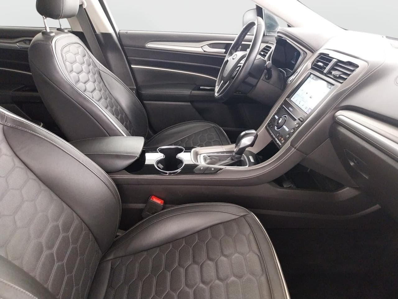 2018 Ford MONDEO - 12