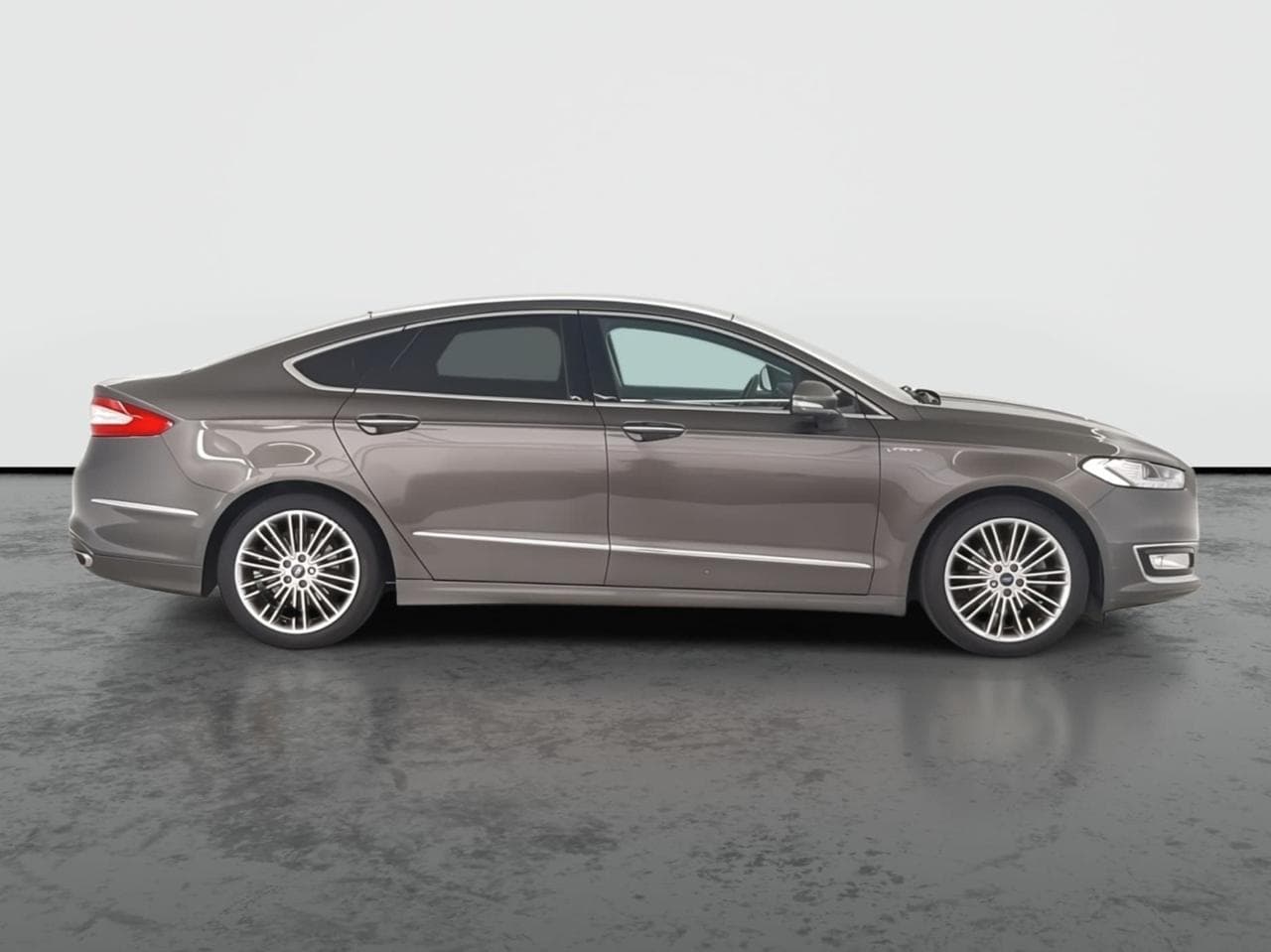2018 Ford MONDEO - 8