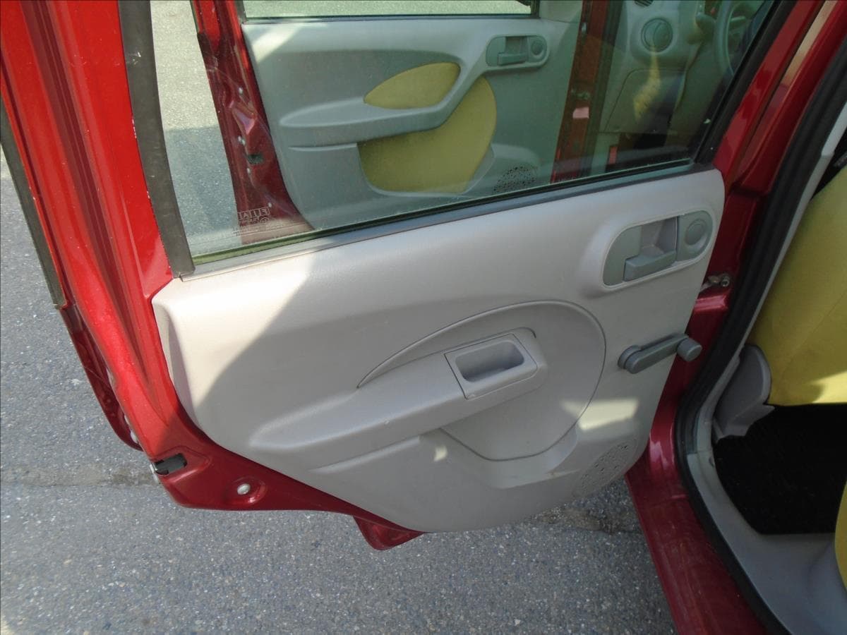 2005 Fiat PANDA - 11