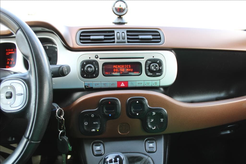 2017 Fiat Panda - 31