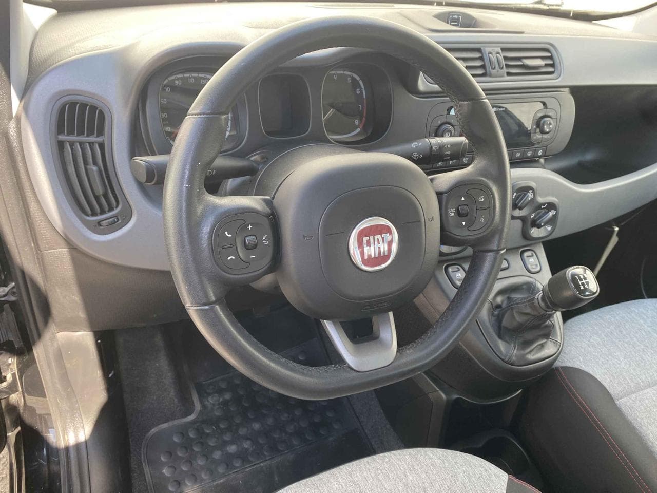 2019 Fiat PANDA - 17