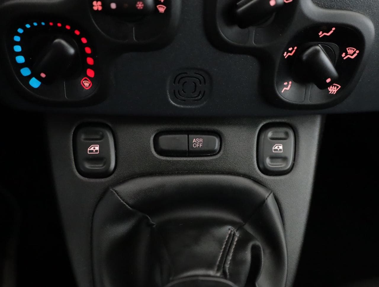 2024 Fiat PANDA - 18