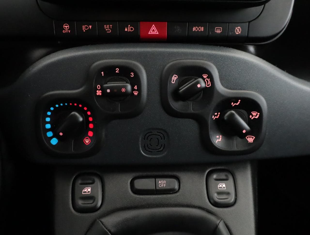 2024 Fiat PANDA - 19