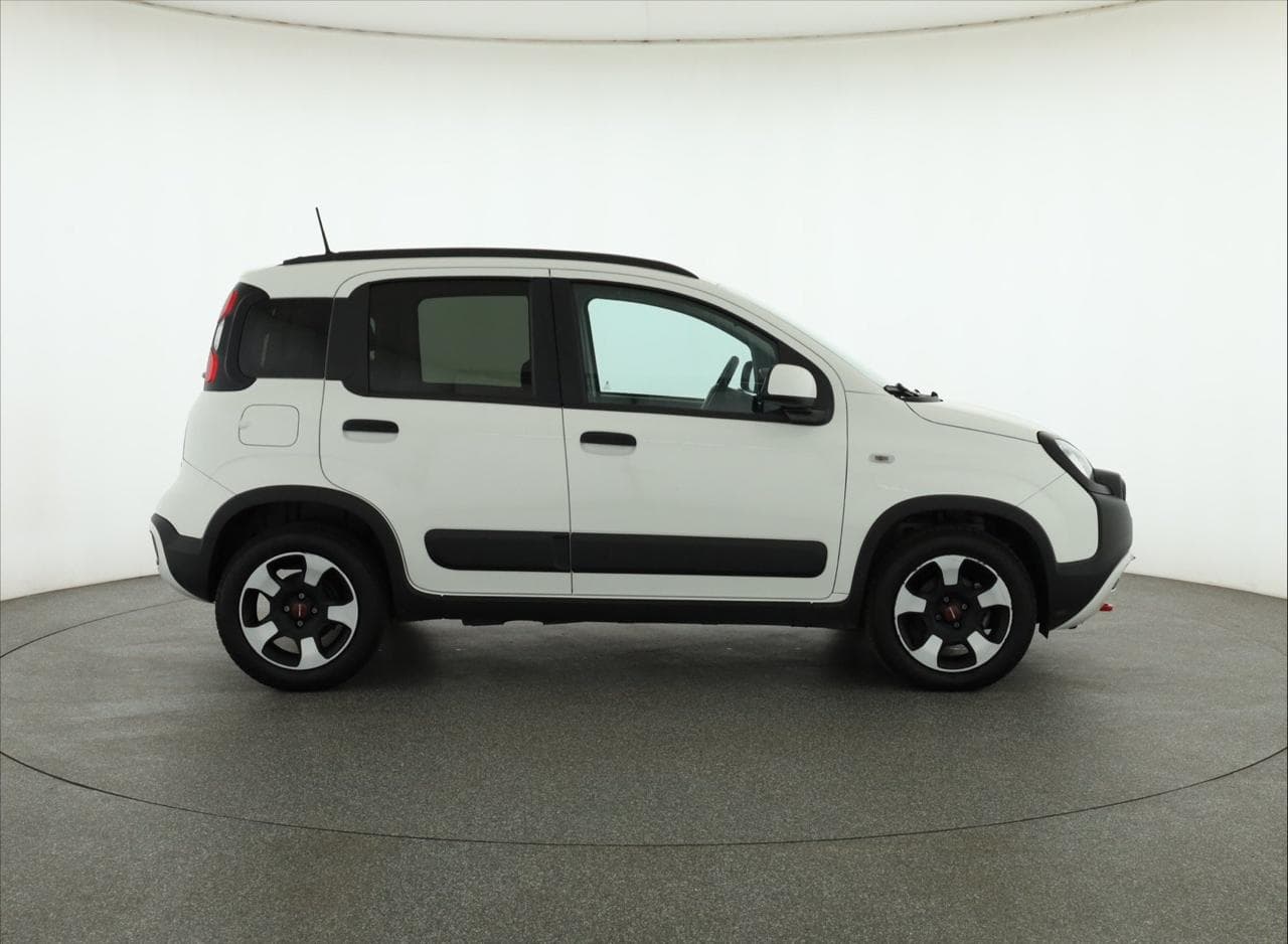 2024 Fiat PANDA - 8