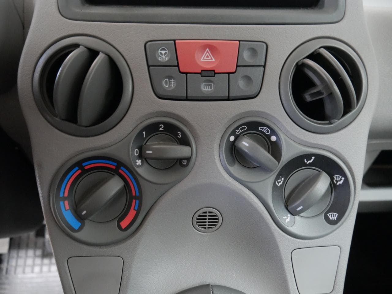 2005 Fiat PANDA - 14