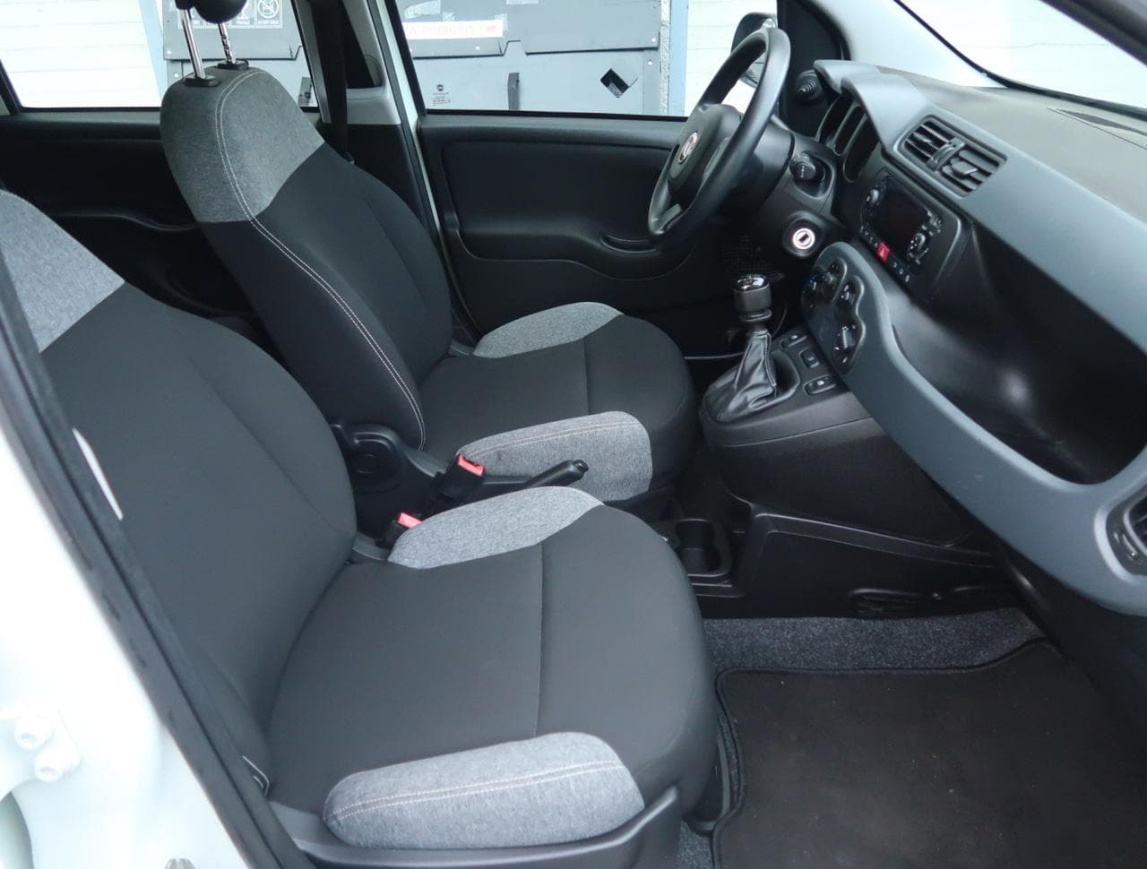 2021 Fiat PANDA - 23