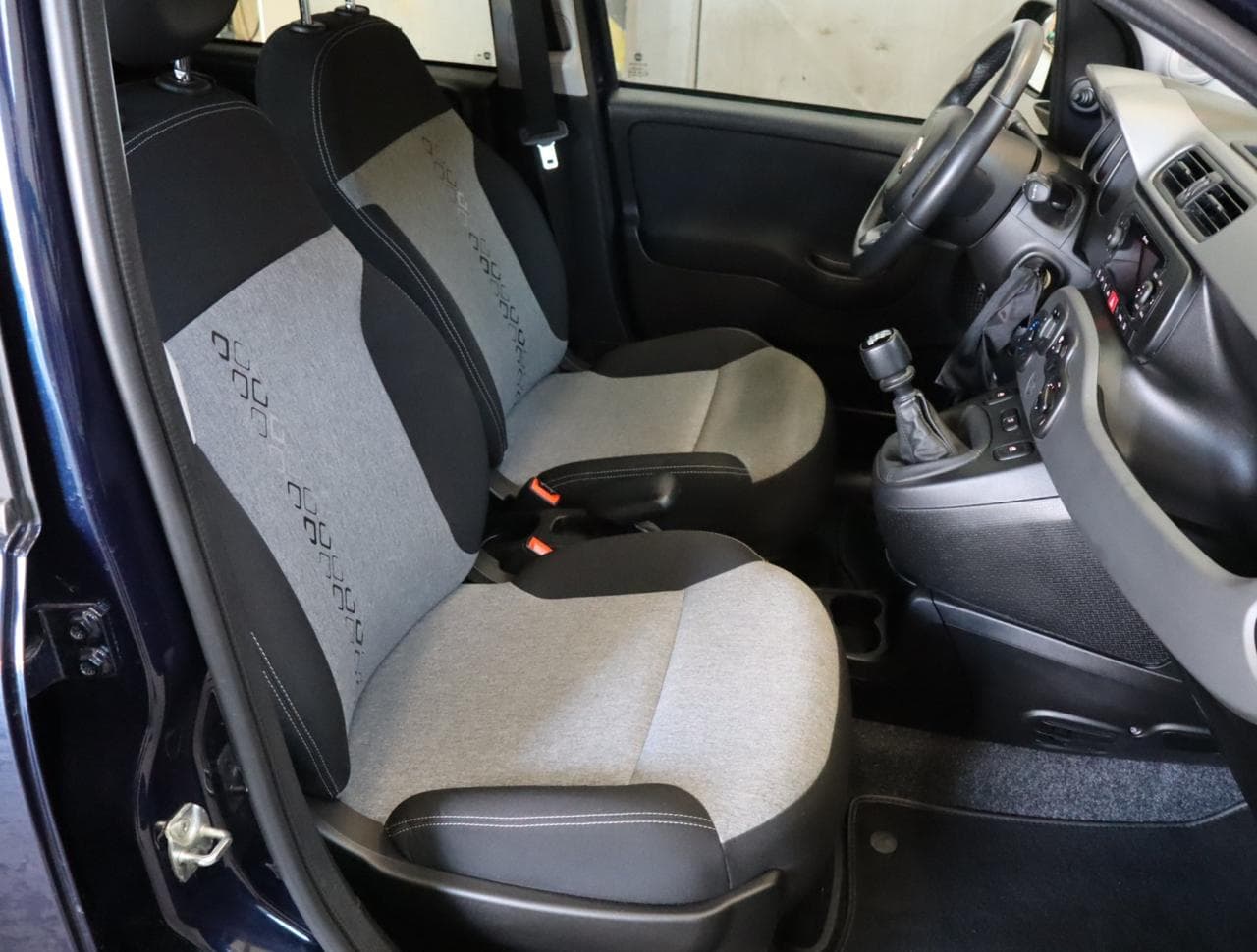 2017 Fiat PANDA - 12