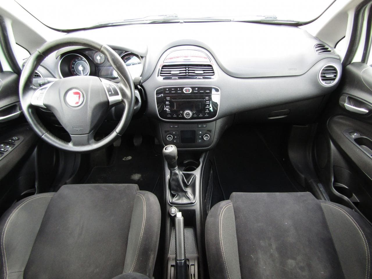 2012 Fiat PUNTO - 17