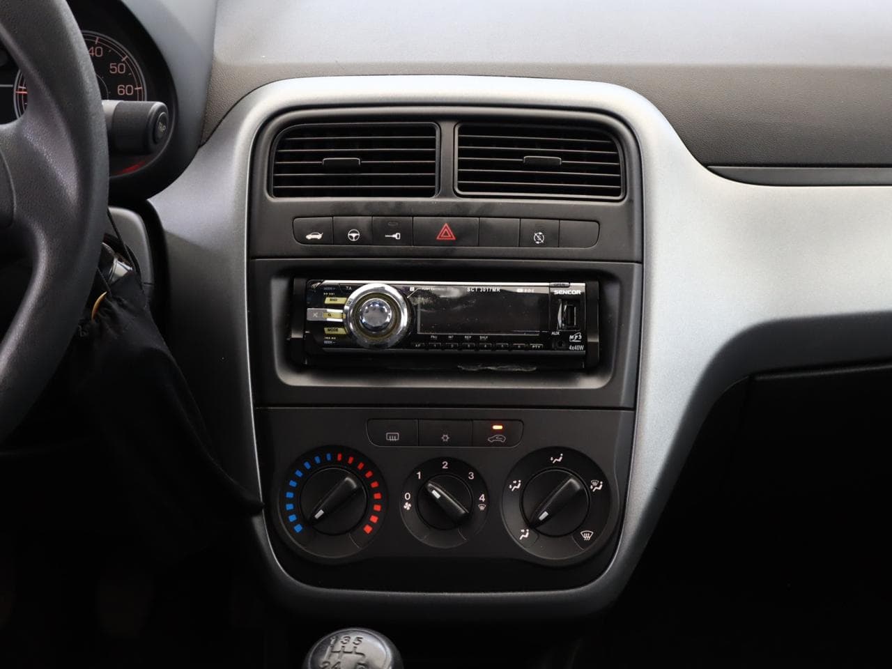 2011 Fiat PUNTO - 16