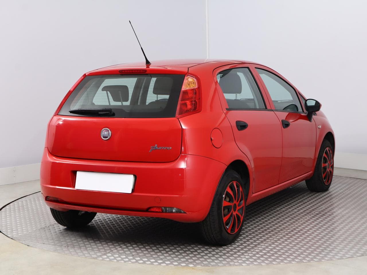 2011 Fiat PUNTO - 7