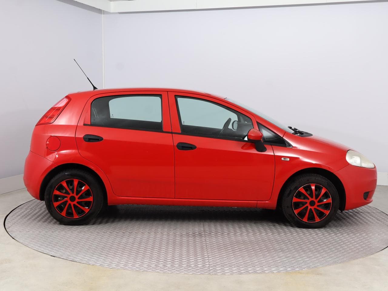 2011 Fiat PUNTO - 8