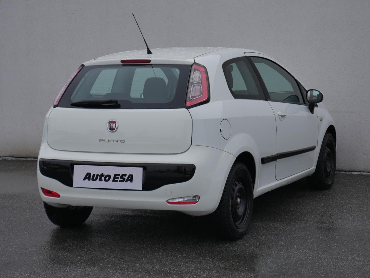 2011 Fiat PUNTO - 4