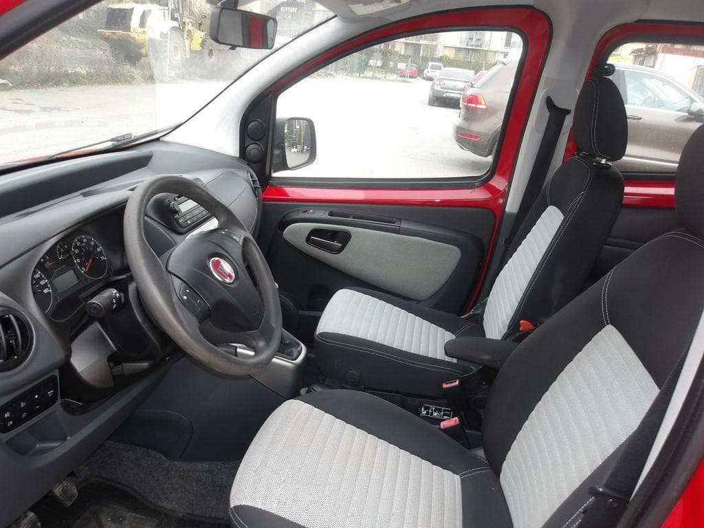 2010 Fiat QUBO - 18