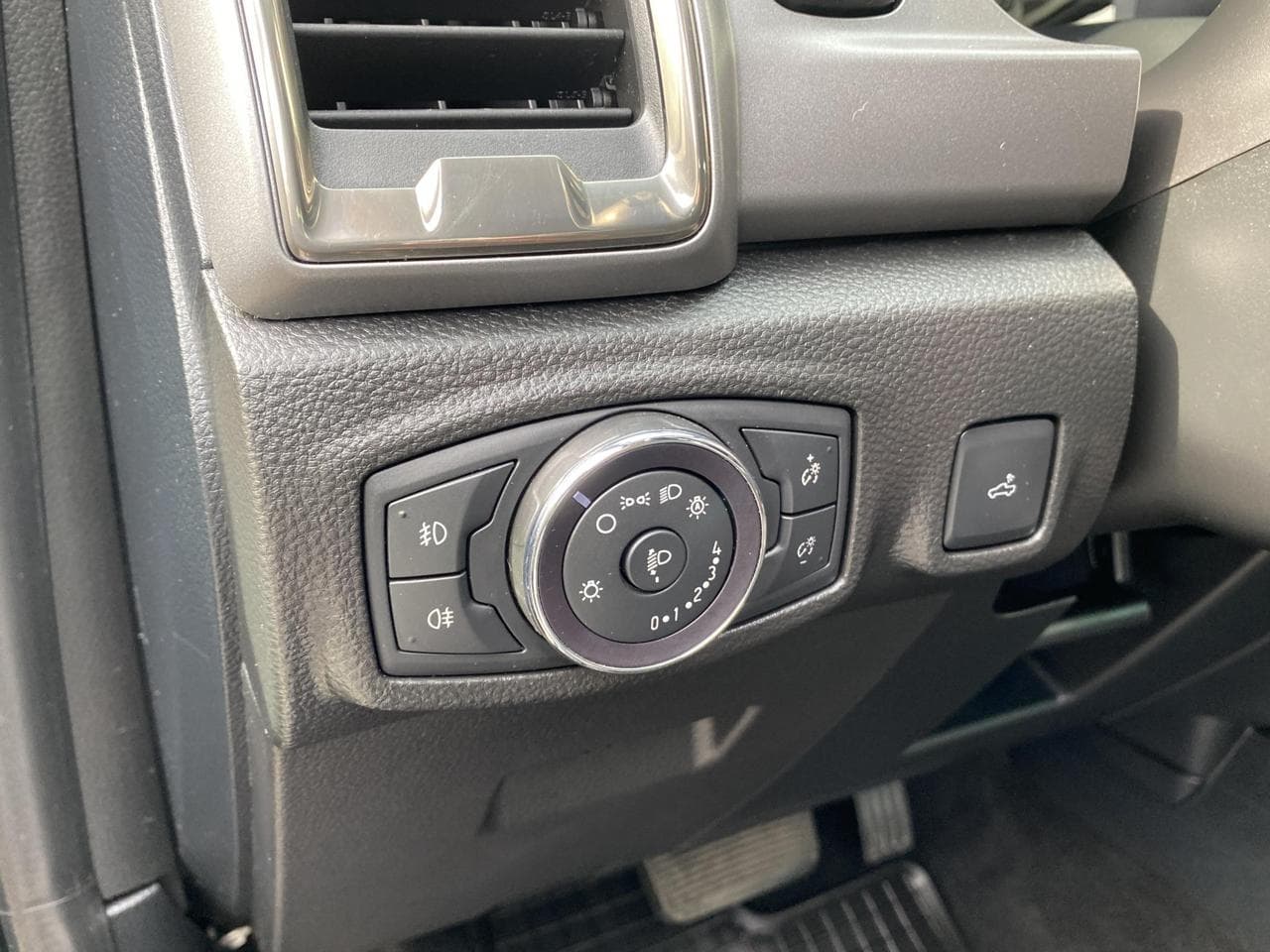 2023 Ford Ranger - 29