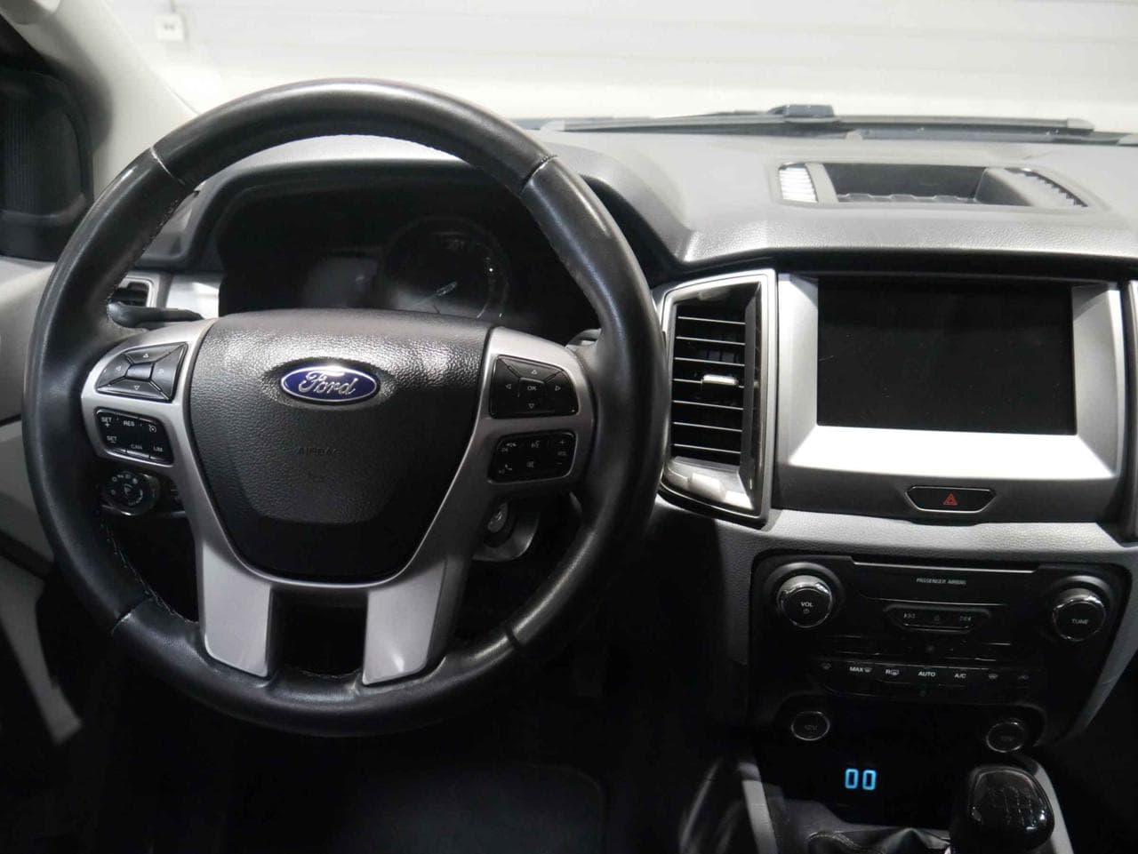 2017 Ford RANGER - 17