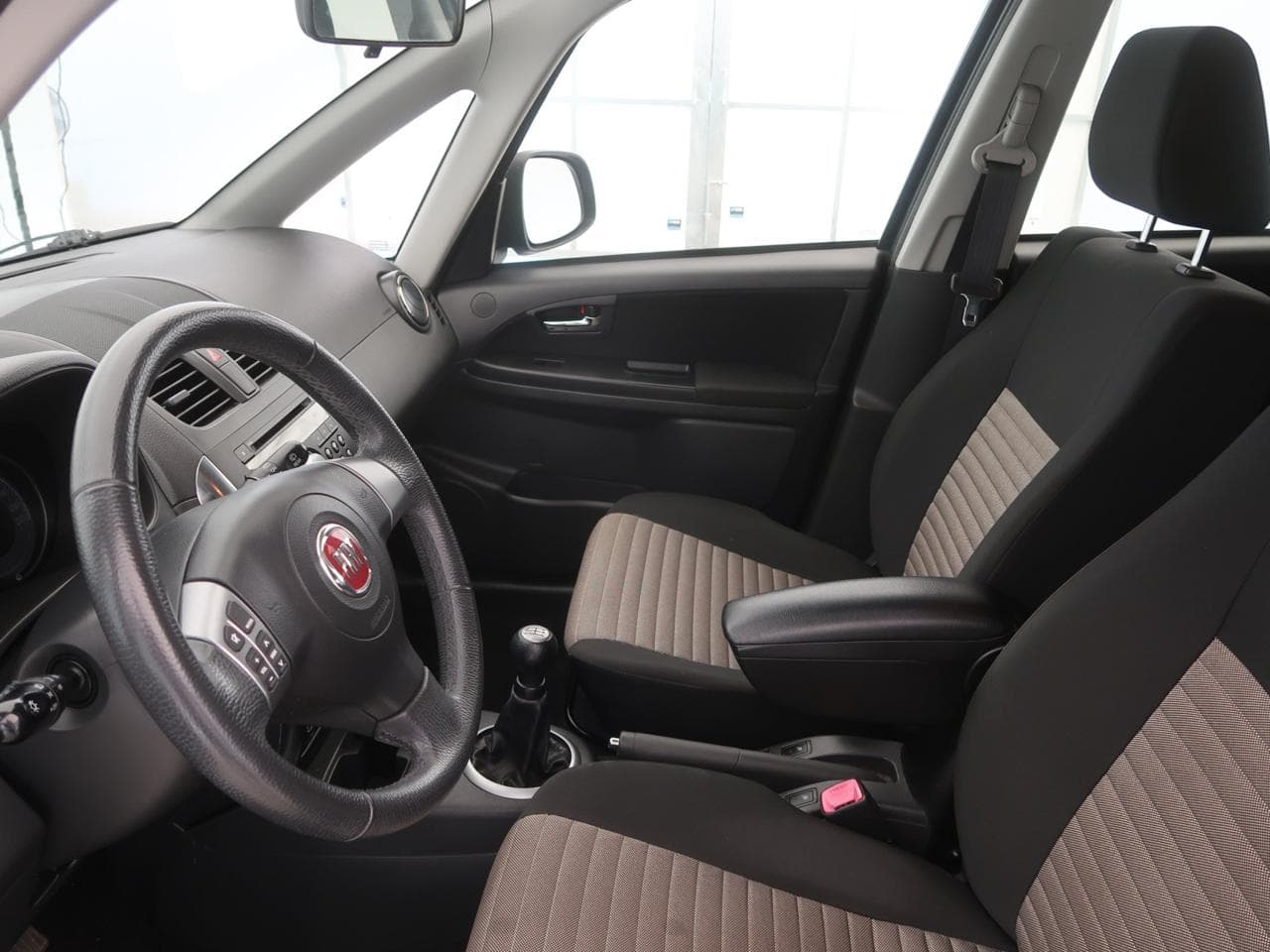 2009 Fiat SEDICI - 16
