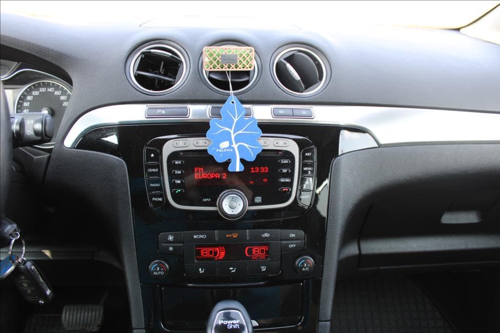 2012 Ford S-Max - 19