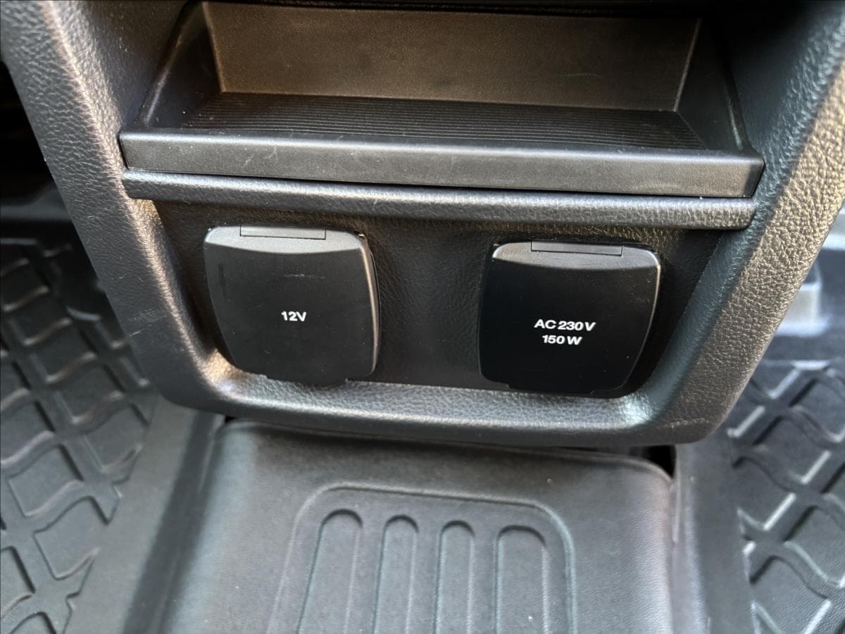 2023 Ford S-MAX - 19