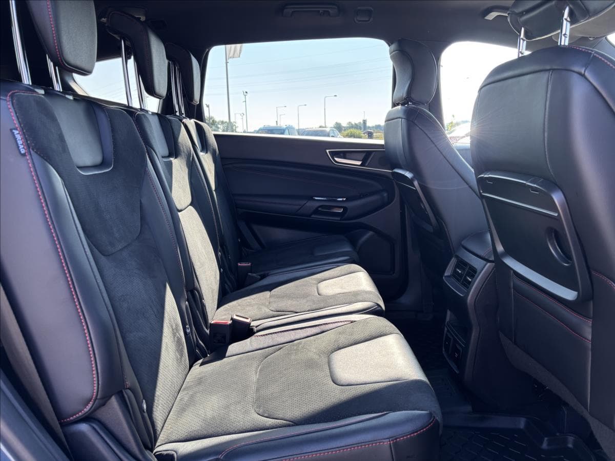 2023 Ford S-MAX - 16