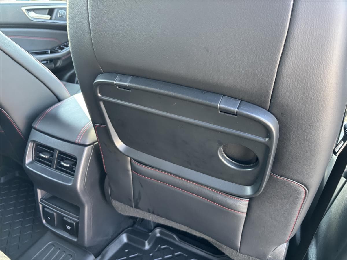 2023 Ford S-MAX - 17