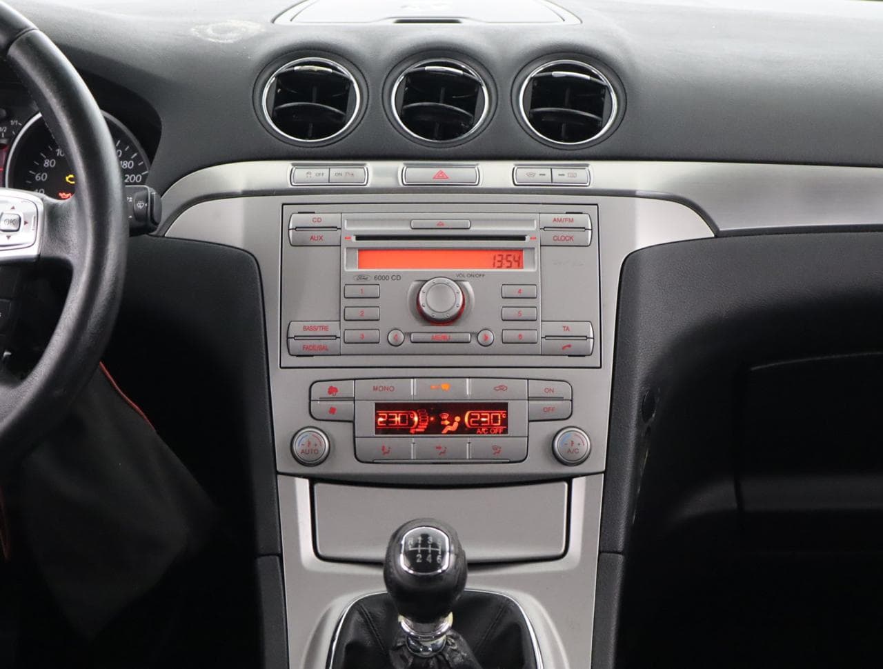 2007 Ford S-Max - 18