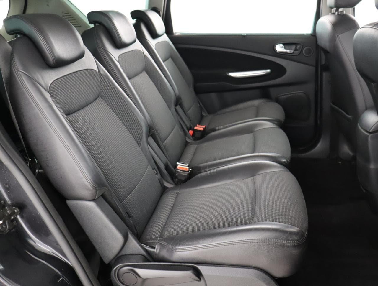 2007 Ford S-Max - 13