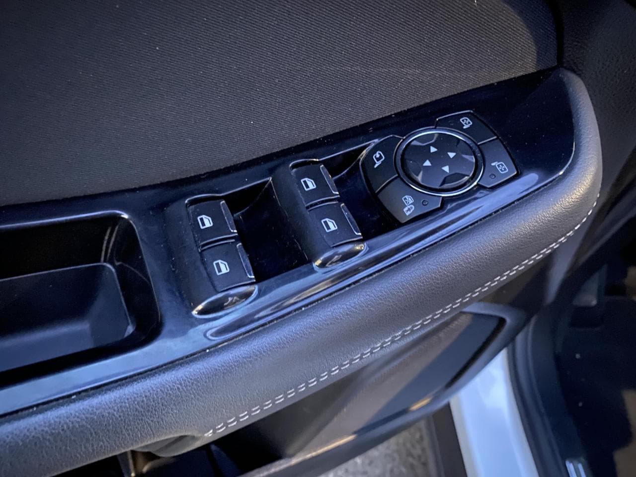 2016 Ford S-Max - 11